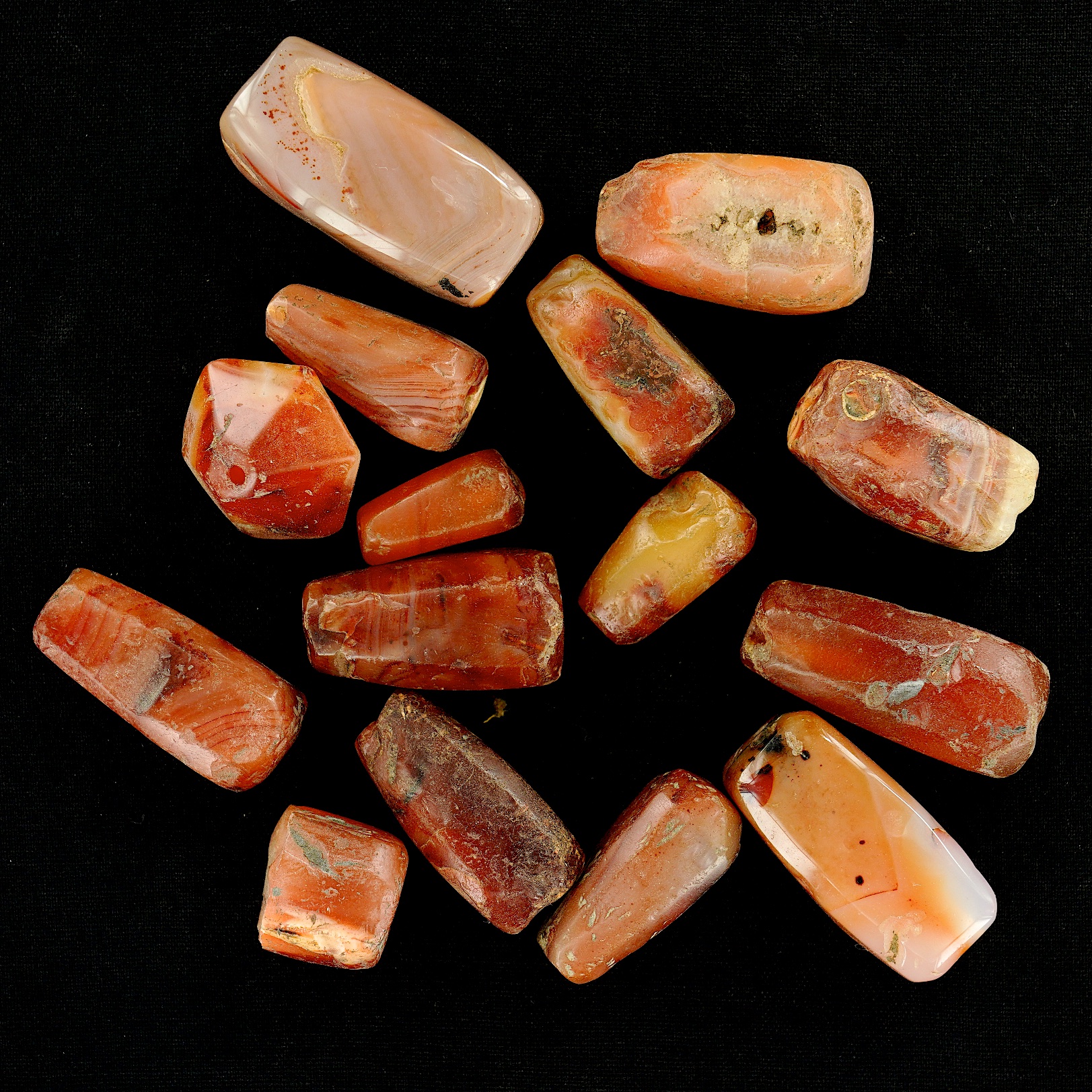 Antique on sale carnelian beads