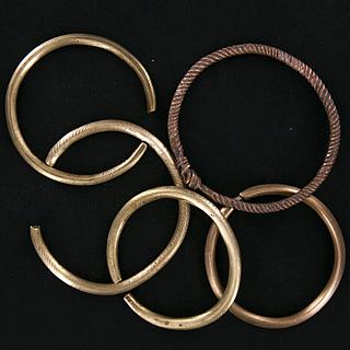 Lot of 5 brass rings (bracelets) from Chad 01.02.812